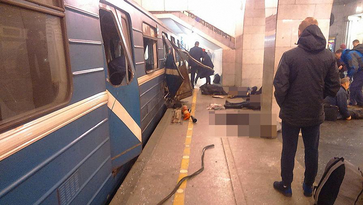 Полиция нашла взрывное устройство на еще одной станции метро Санкт-Петербурга - фото 1