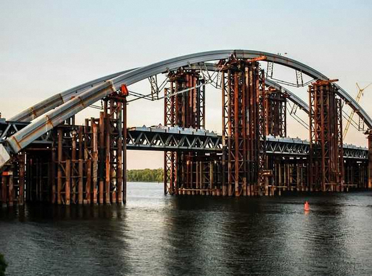 Кличко хочет найти людей, инвестирующих 350 миллионов в мост через Днепр - фото 1