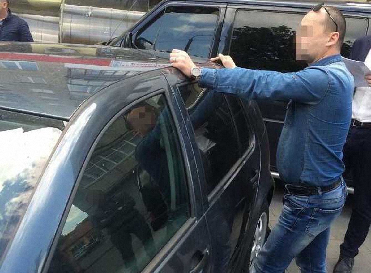 Один из руководителей полиции Луцка оказался взяточником - фото 1