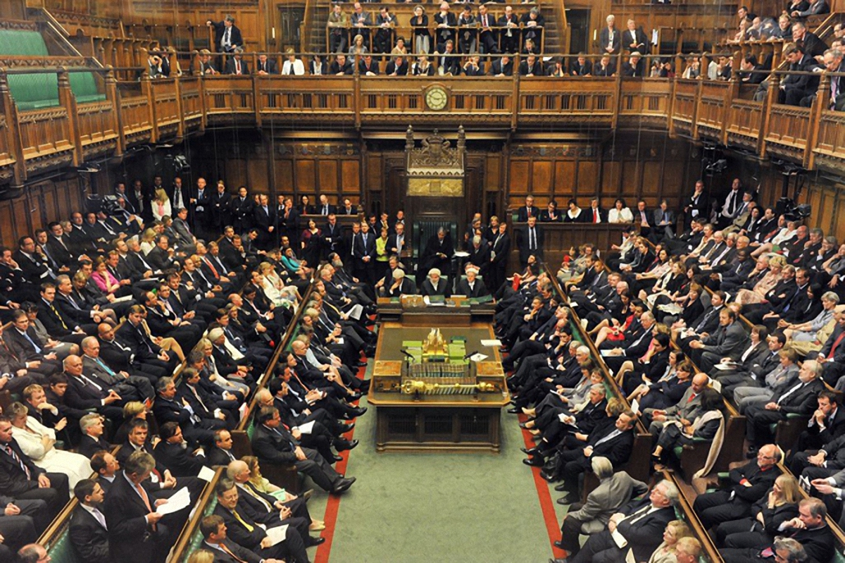 Парламент Великобритании прекратил свою работу - фото 1