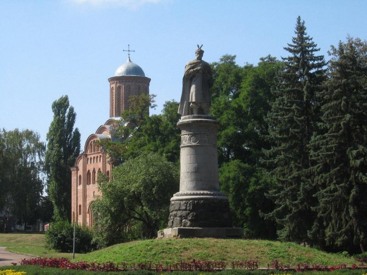 В советское время памятник не дали установить так, как задумал его автор - фото 1