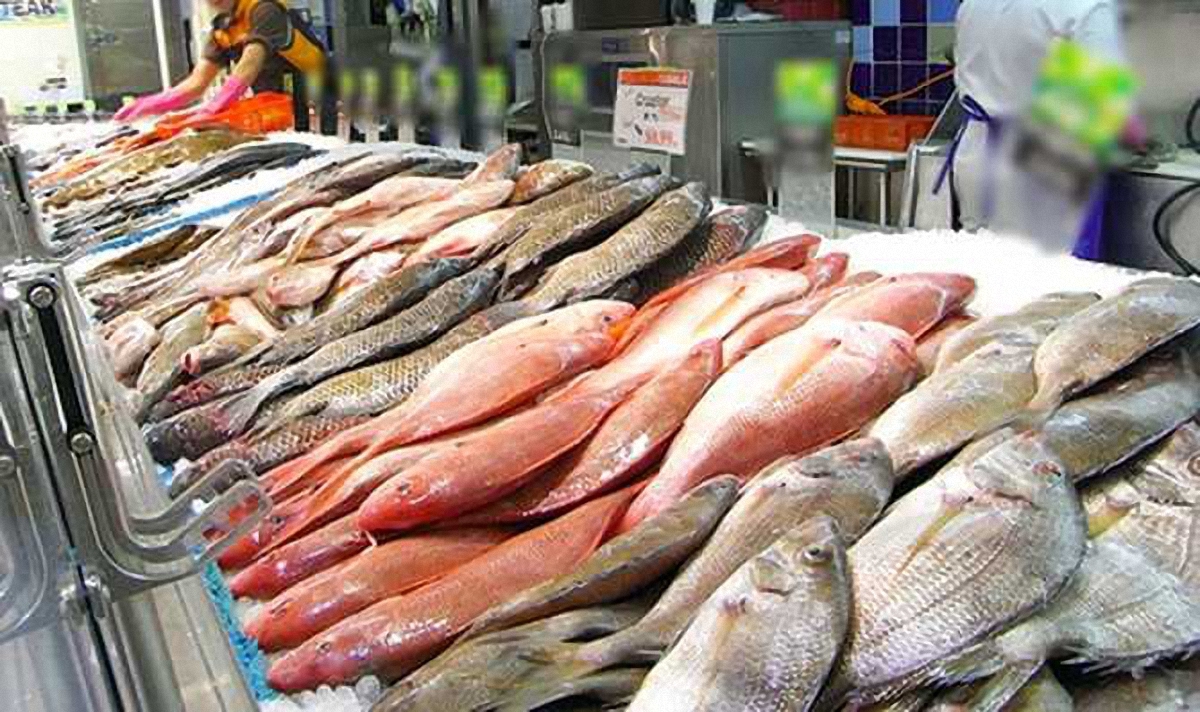 Один из покупателей рыбы в супермаркете Киева скончался - фото 1