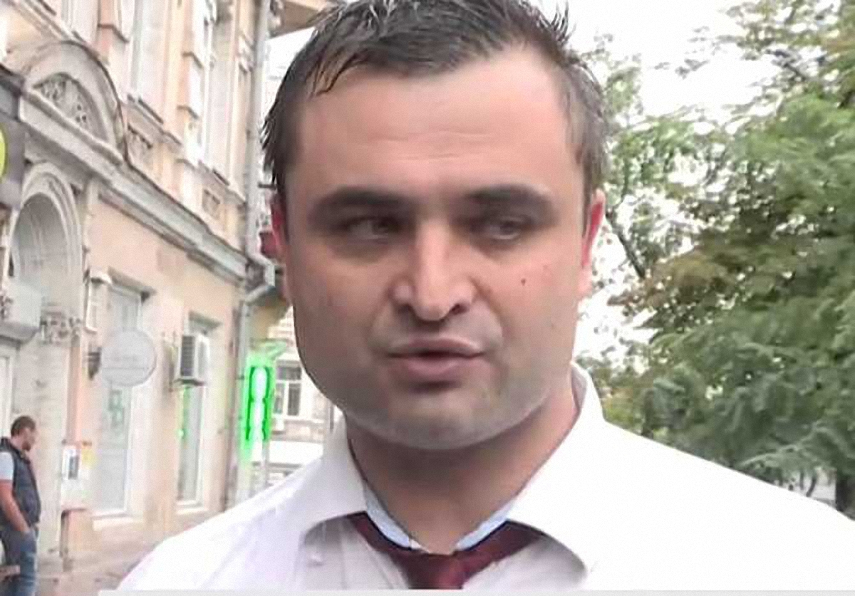 Скандальный экс-прокурор уехал из Киева - фото 1