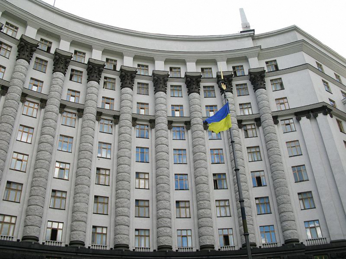 Кабмин хочет, чтобы в Украине действовала трехуровневая система начисления пенсий - фото 1