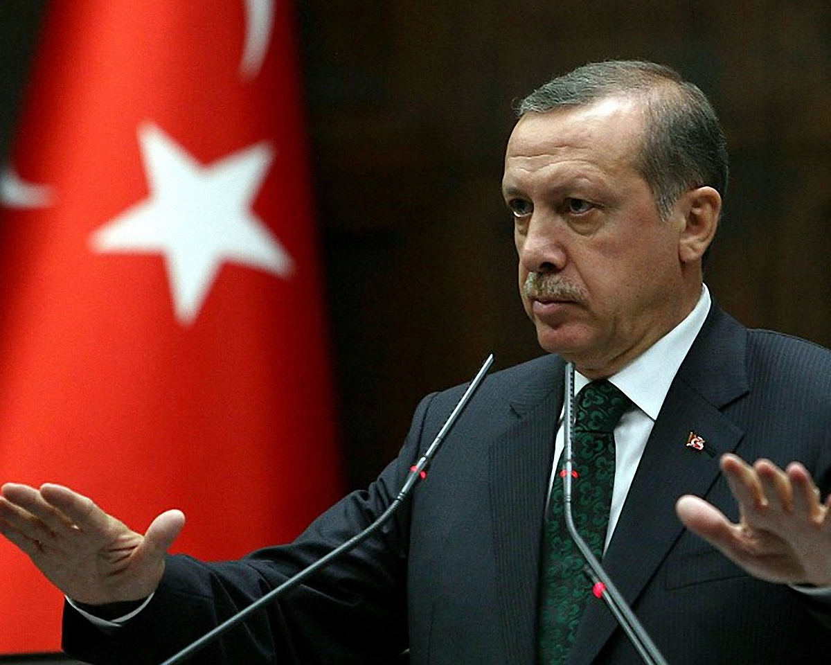Президенту Турции оказали немедленную медицинскую помощь - фото 1