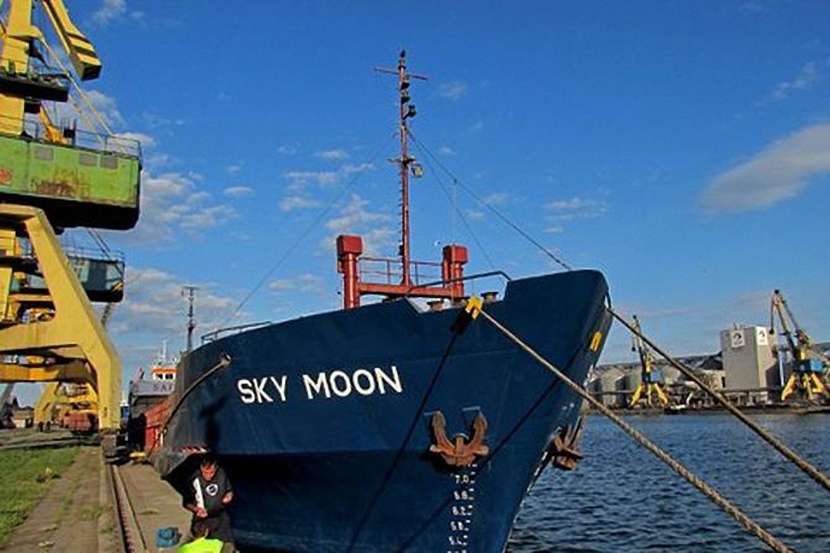 Судно Sky Moon официально принадлежит Украине - фото 1