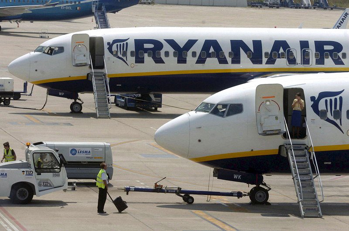 Ryanair отменил продажу билетов в Украине - фото 1