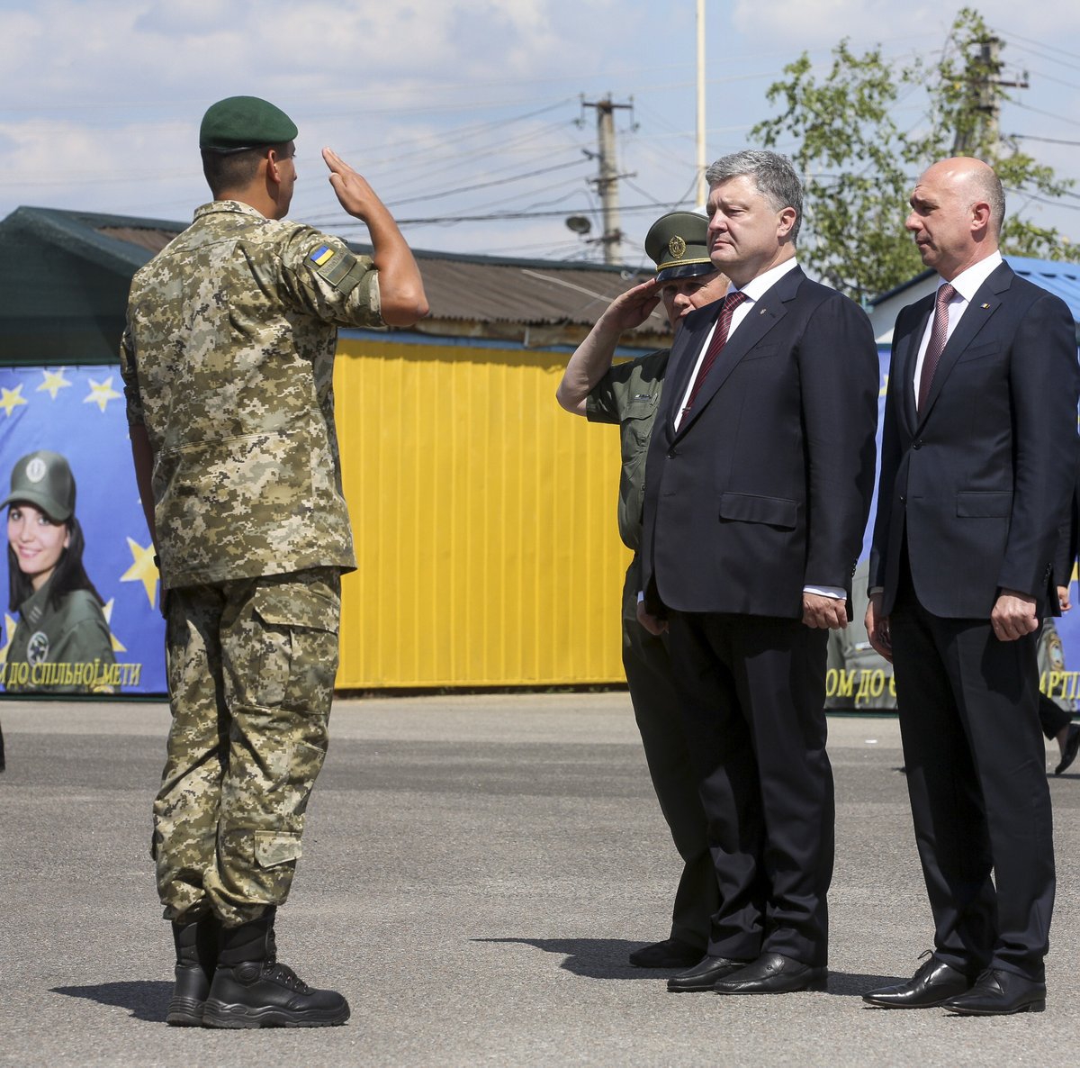 Порошенко и премьер-министр Молдовы Павел Филипп  - фото 1