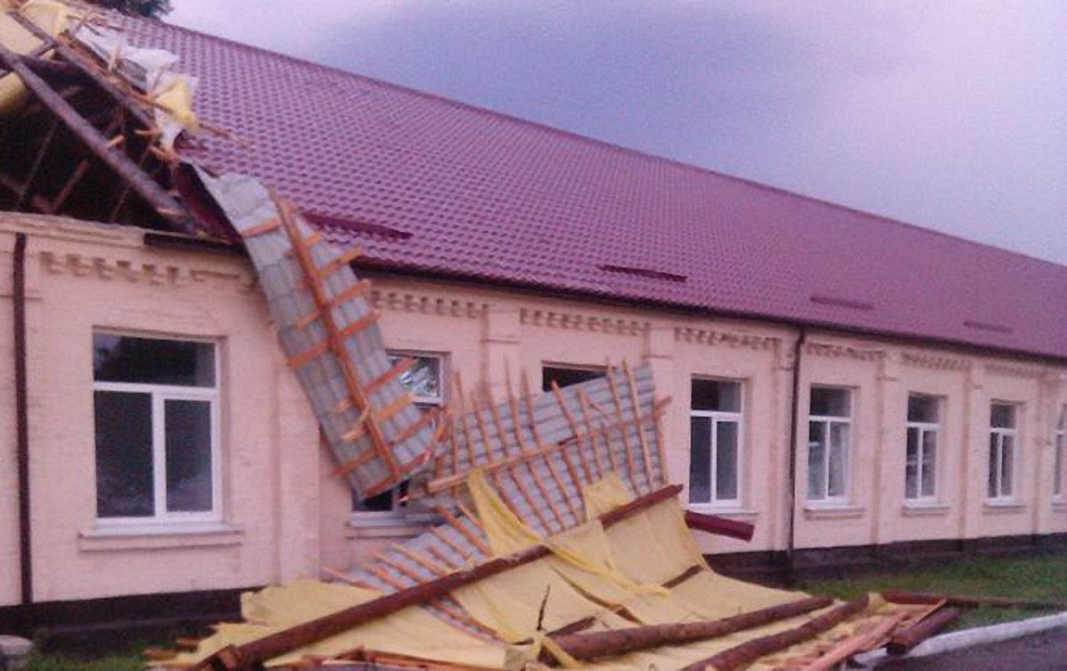 В Черкасской области пронесся ураган - фото 1