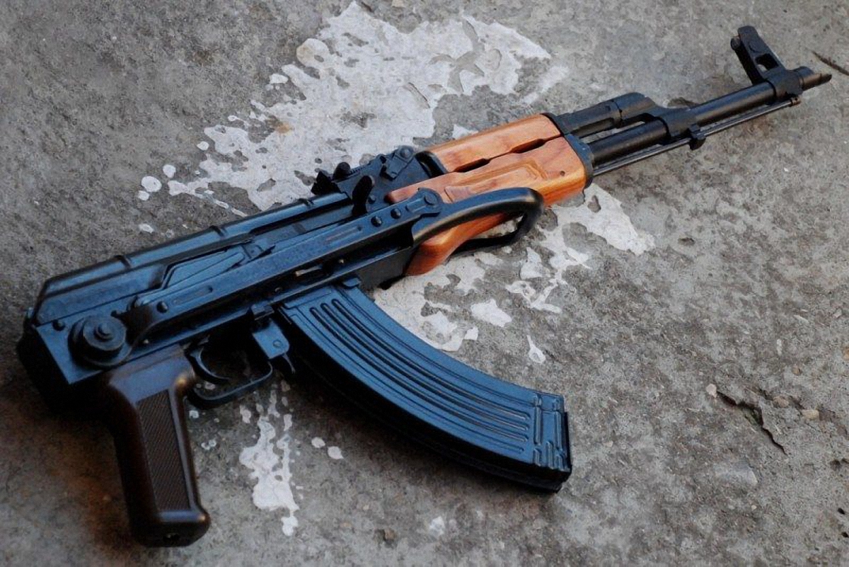 Неизвестные расстреляли двоих лесников под Киевом - фото 1