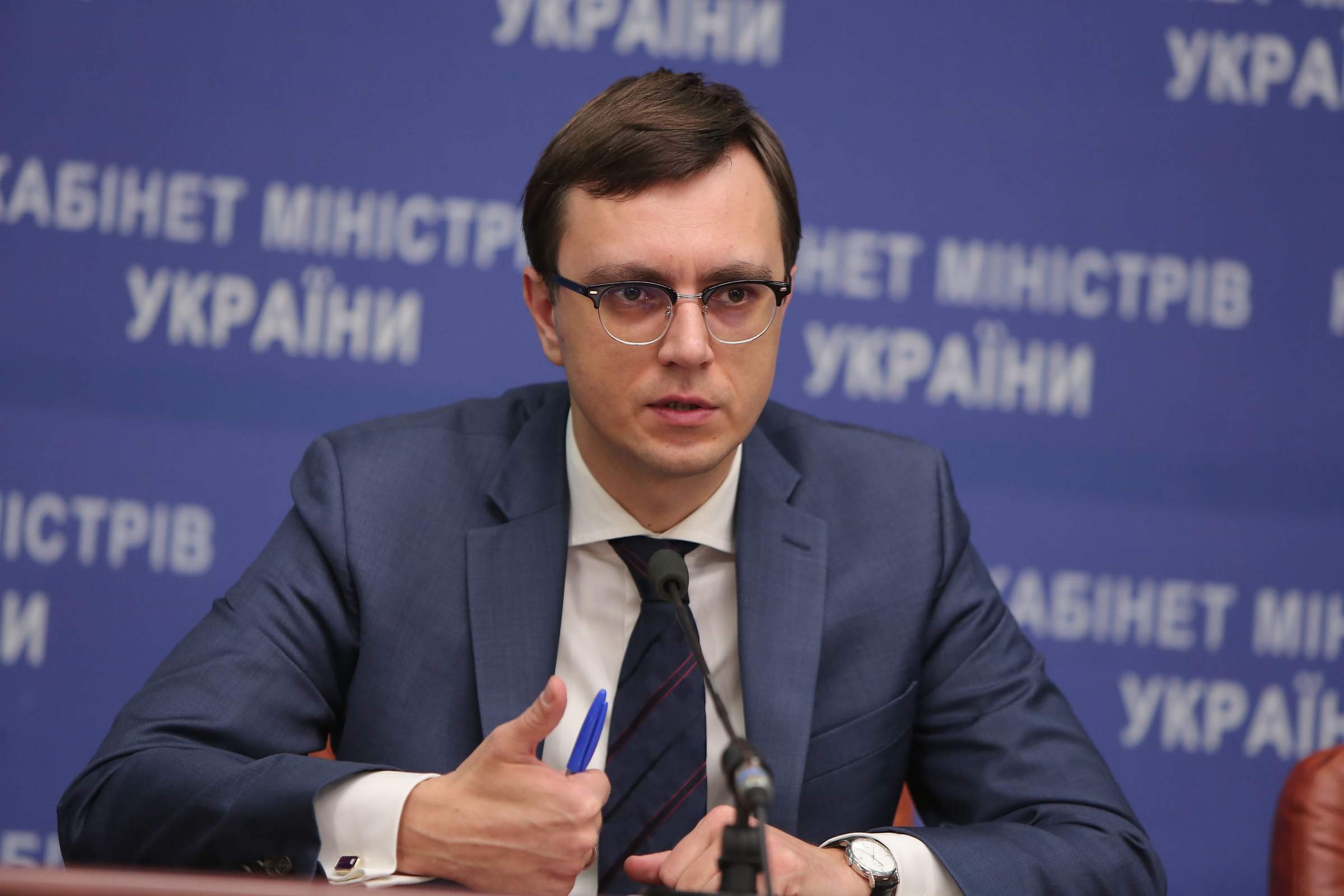 Омелян утверждает, что строительство платных автобанов начнется в 2019-м - фото 1