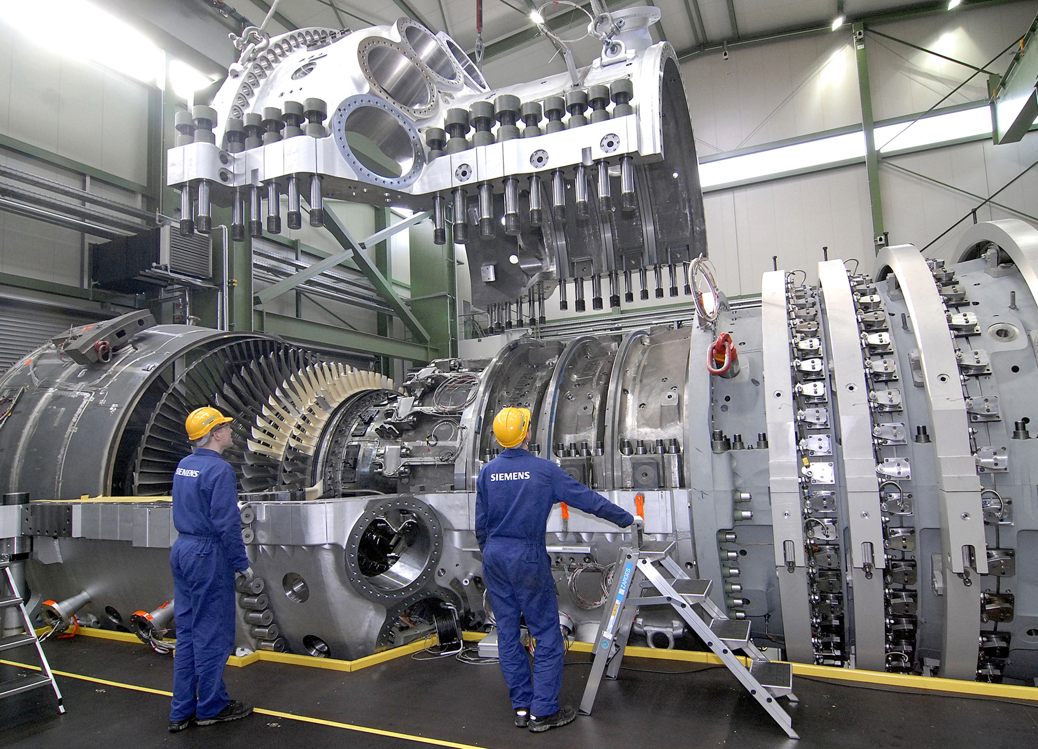 Пока политики делают заявления, газовые турбины Siemens в Крыму начнут устанавливать - фото 1