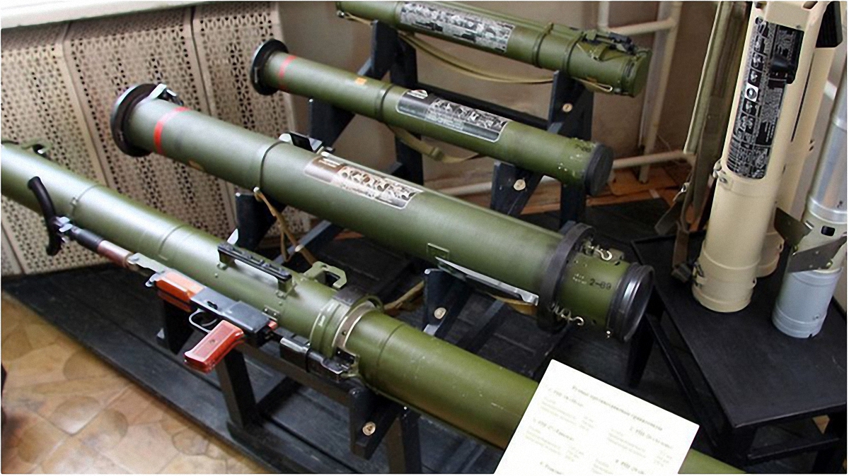 РПГ-27 таволга. РПГ-27 гранатомёт. Гранатомёт РПГ-27 «таволга». РПГ 26 И РПГ 27. Типы гранатометов