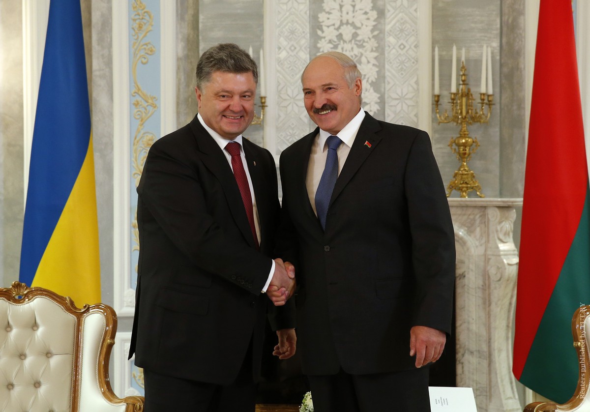 Лукашенко и Порошенко подписывали двусторонние экономические соглашения - фото 1