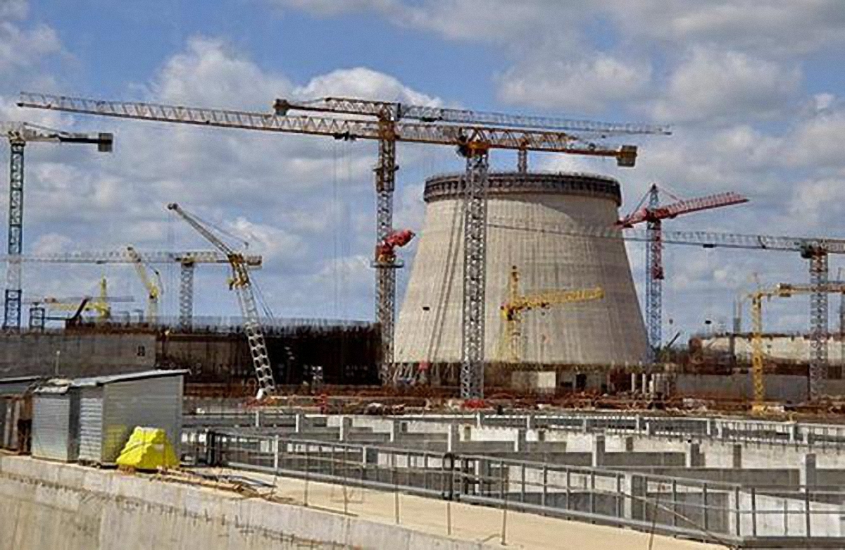 АЭС в Островце может стать неконвенциальной ядерной дубиной в руках Москвы - фото 1