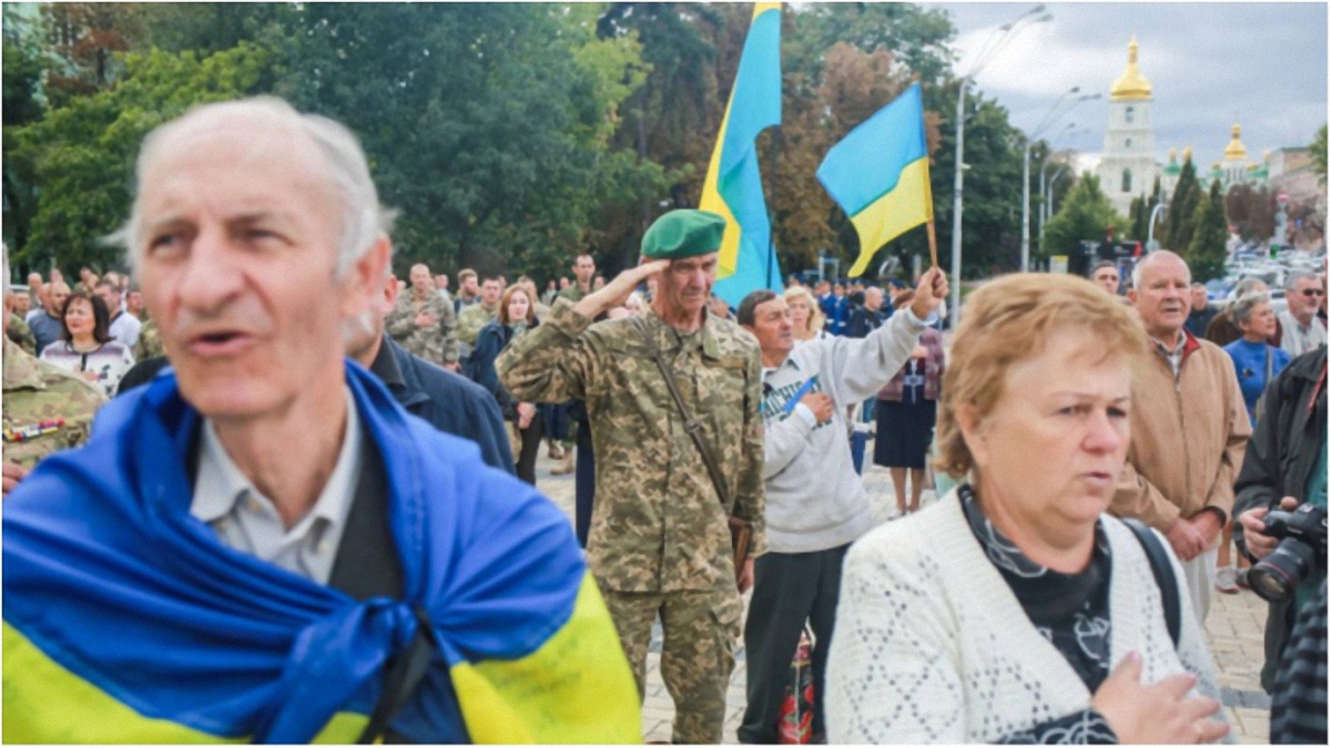 В Киеве почтили жертв Иловайской трагедии - фото 1