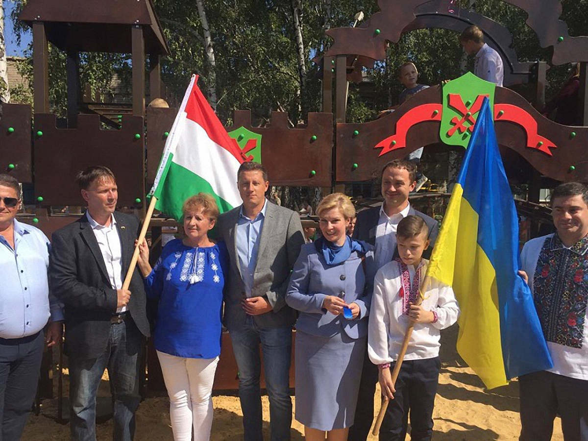 Непоп Любовь сообщила, что визит венгерской делегации в зону АТО состоялся 9 сентября 2017 - фото 1