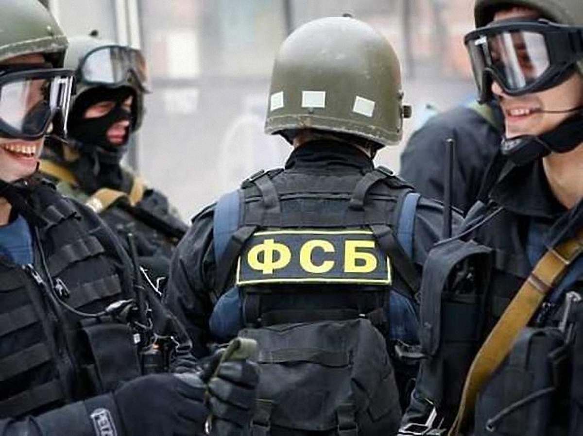 Российские ФСБшники продолжают преступную деятельность в Крыму - фото 1