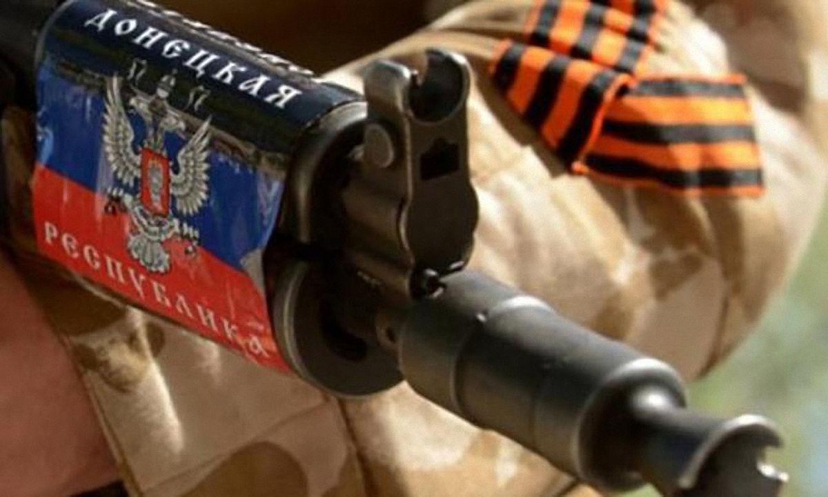 Боевик "ДНР" сдался СБУ после дезертирства из рядов террористов - фото 1
