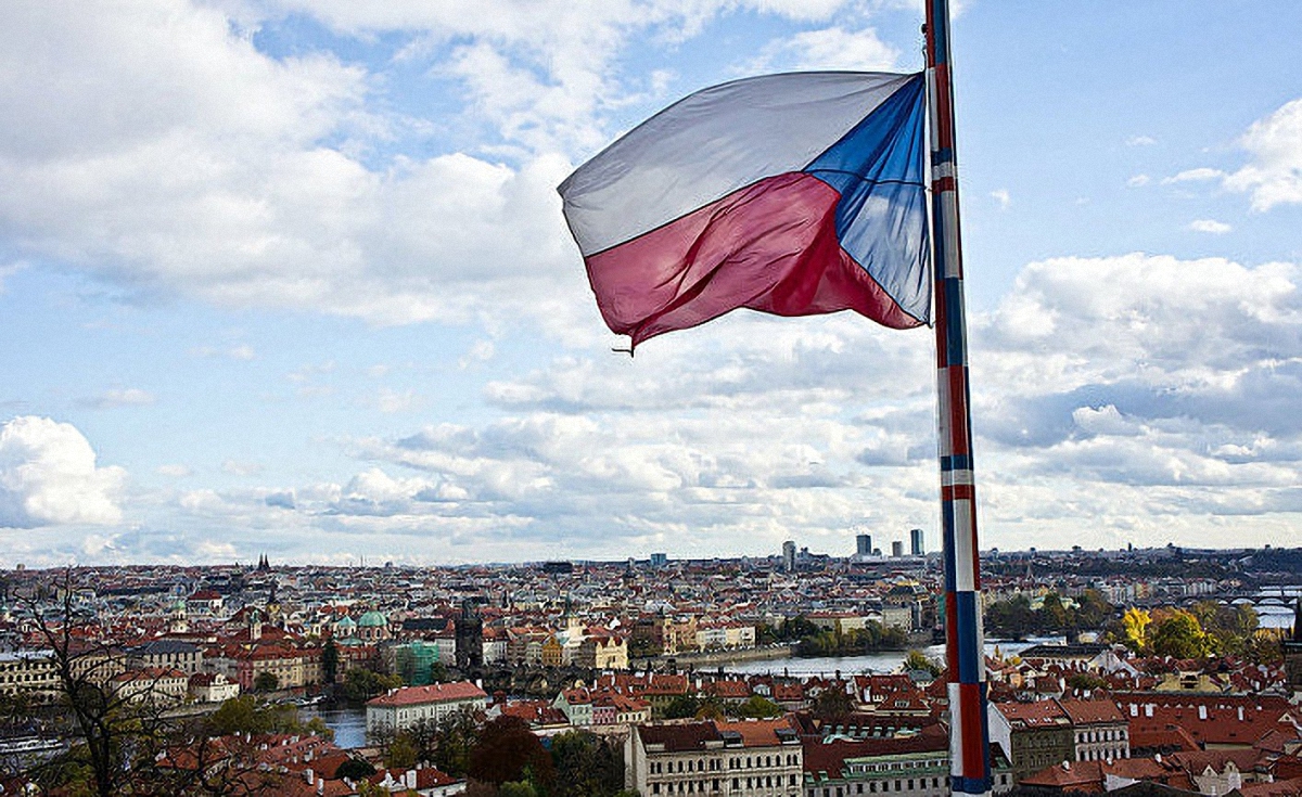 Чехия прокомментировала отмену санкций против РФ после слов Земана - фото 1