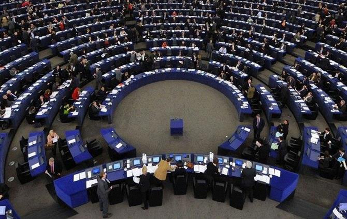 В Европарламенте примут очередную резолюцию в поддержку крымских татар и украинцев - фото 1