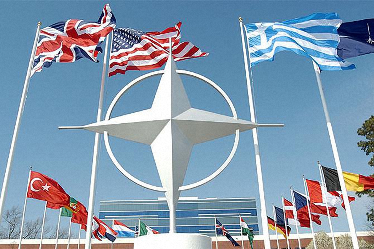 В НАТО готовы к возможной полноценной войне России с Украиной - фото 1