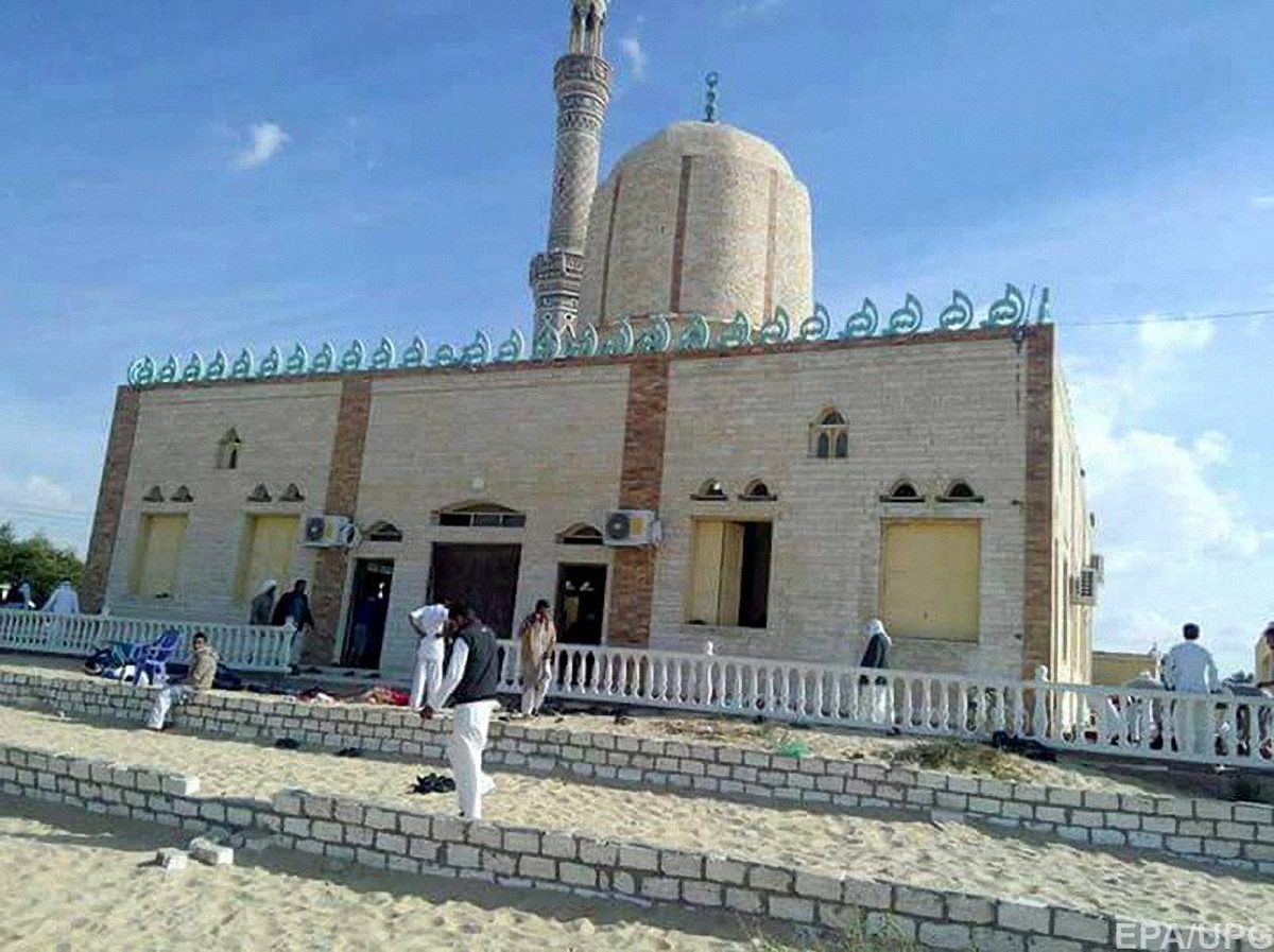 В египетской мечети прогремел взрыв  - фото 1