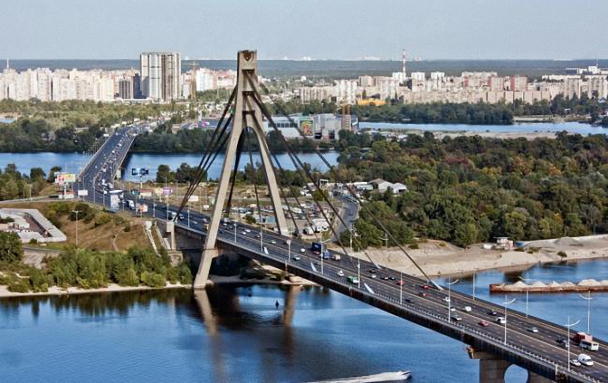 В Киевсовете определились с названием для Московского моста - фото 1