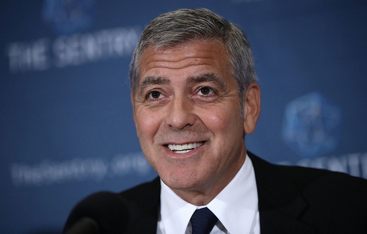 Щедрый Клуни подарил друзьям по миллиону - фото 1