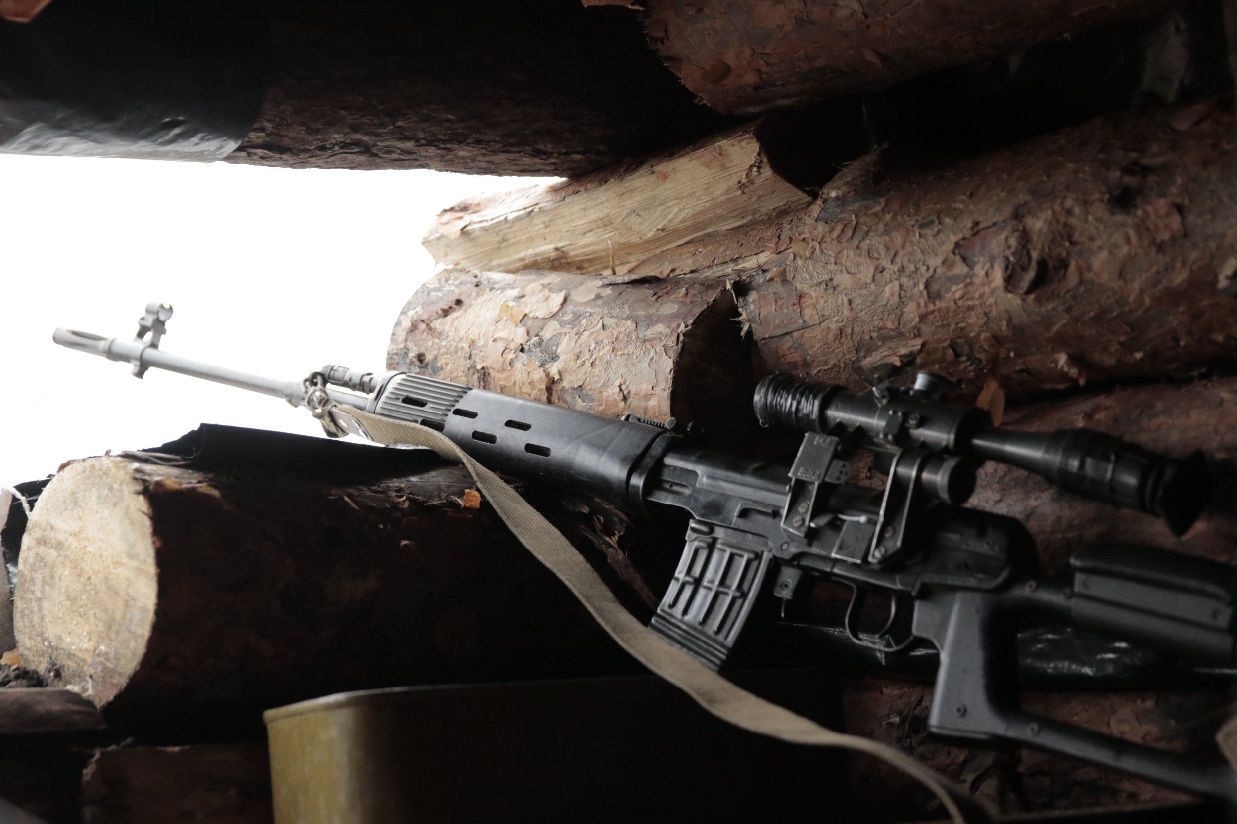 Боевики открыли огонь по Светлодарской дуге на Луганском направлении - фото 1
