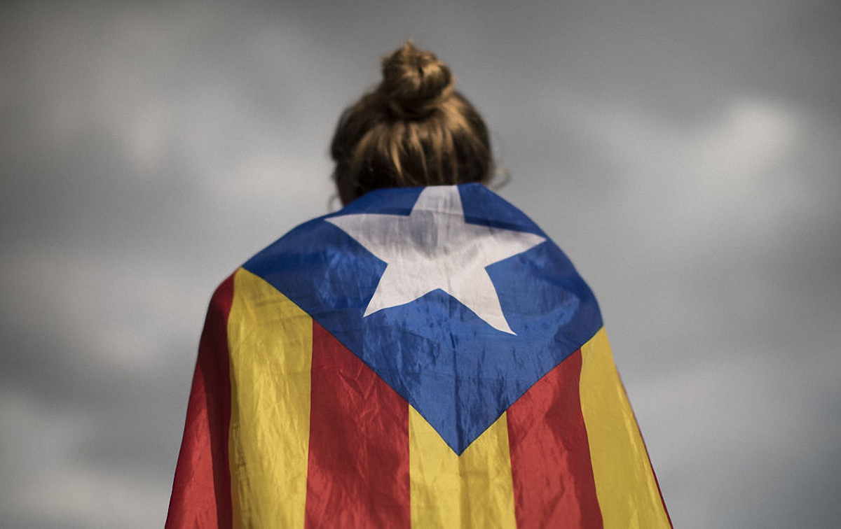 В Испании суд освободил под залог 6 экс-министров Каталонии - фото 1