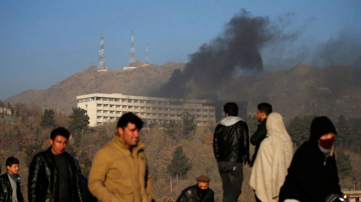 Нападение боевиков на отель в Кабуле унесло жизни семерых украинцев - фото 1