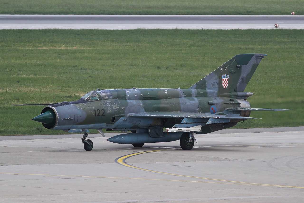Хорватия вернет в Украину 4 МиГ-21 - фото 1