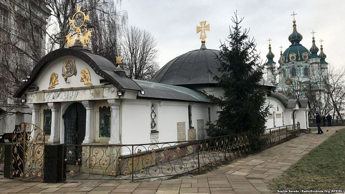 Самострой Московоского патриархата в центре Киева - фото 1