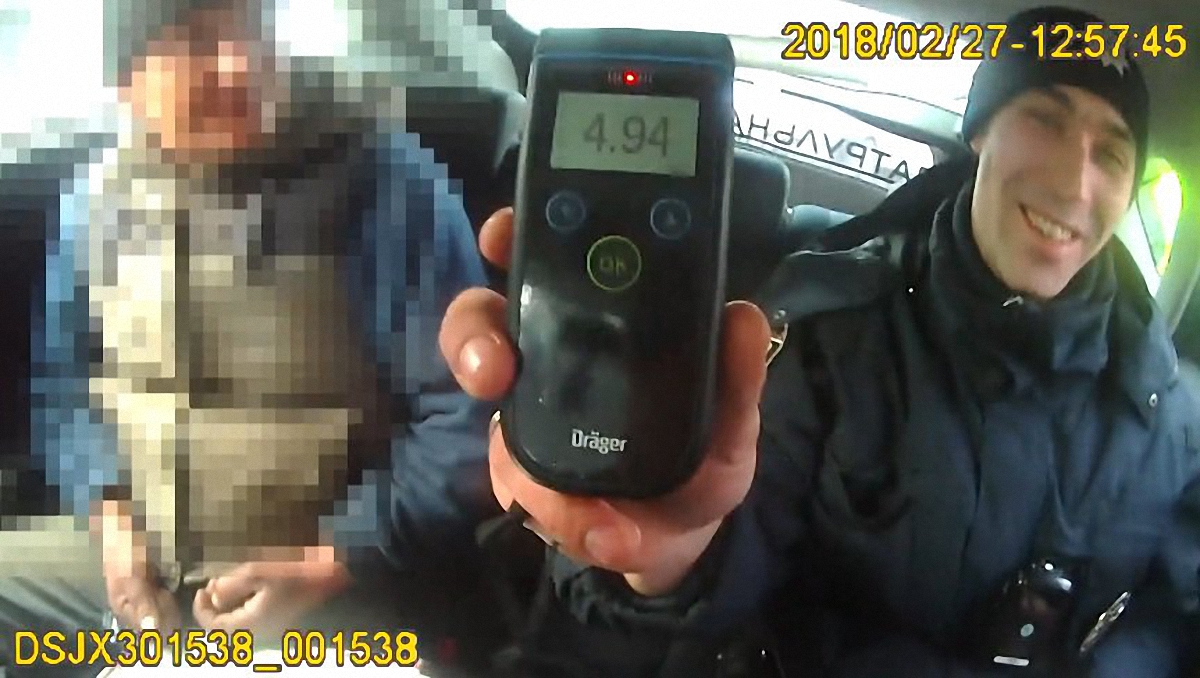 35-летний житель Львова сел за руль в почти бессознательном состоянии - фото 1
