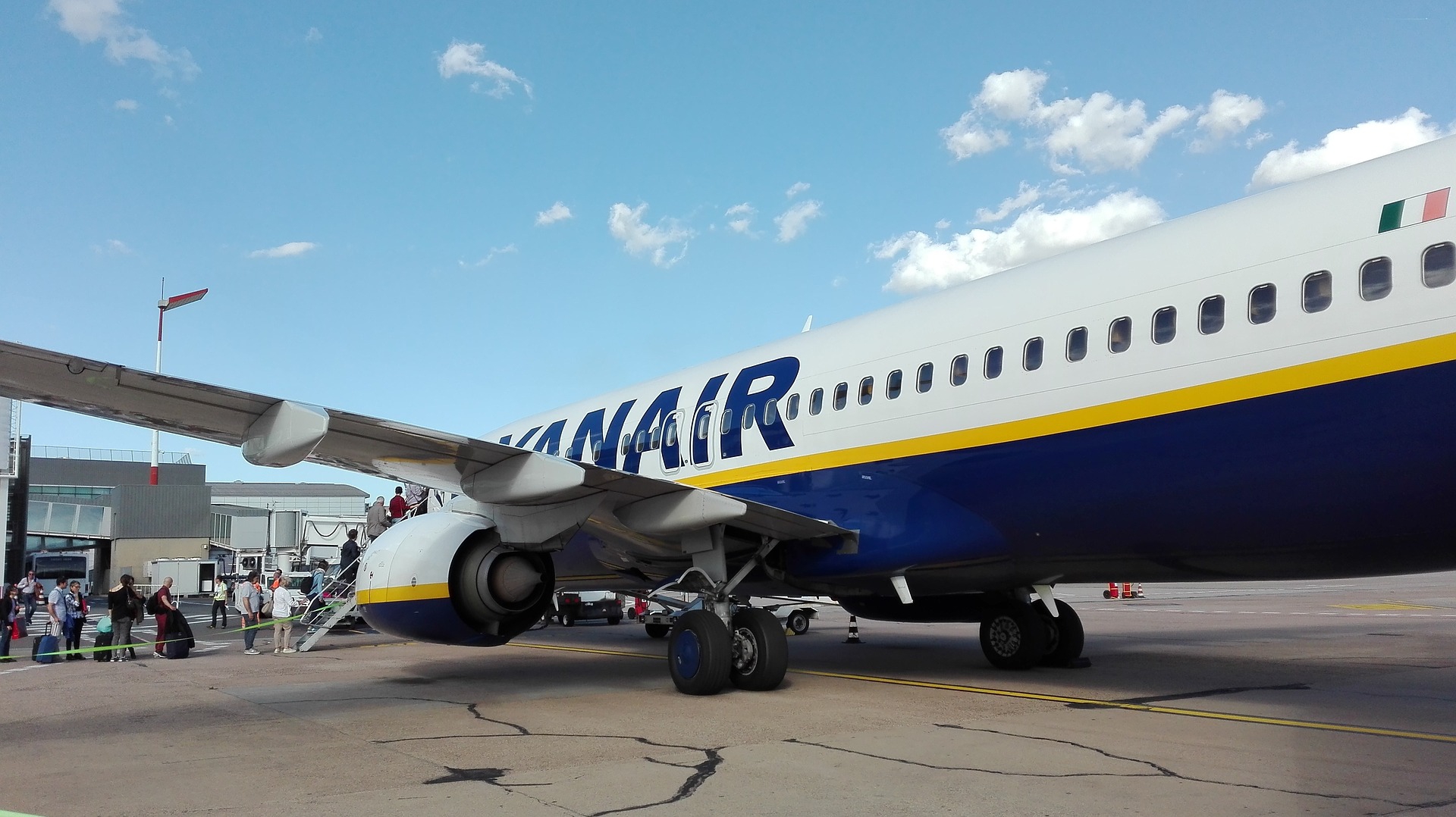 Ryanair рассматривает открытие базы в Украине - фото 1