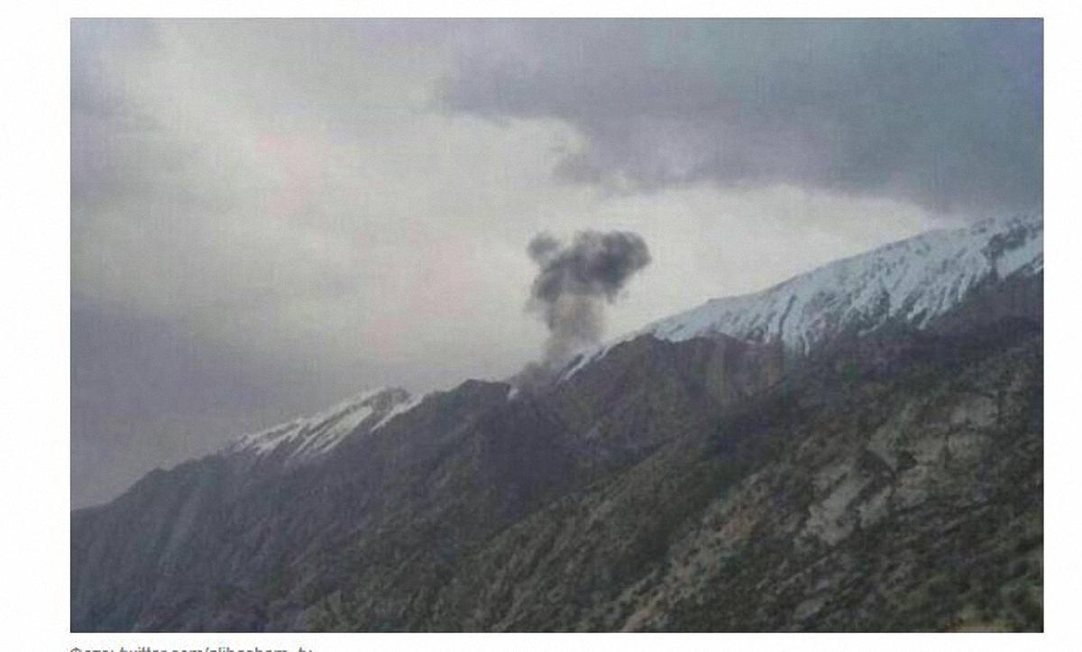 В горах Ирана разбился частный турецкий самолет - фото 1