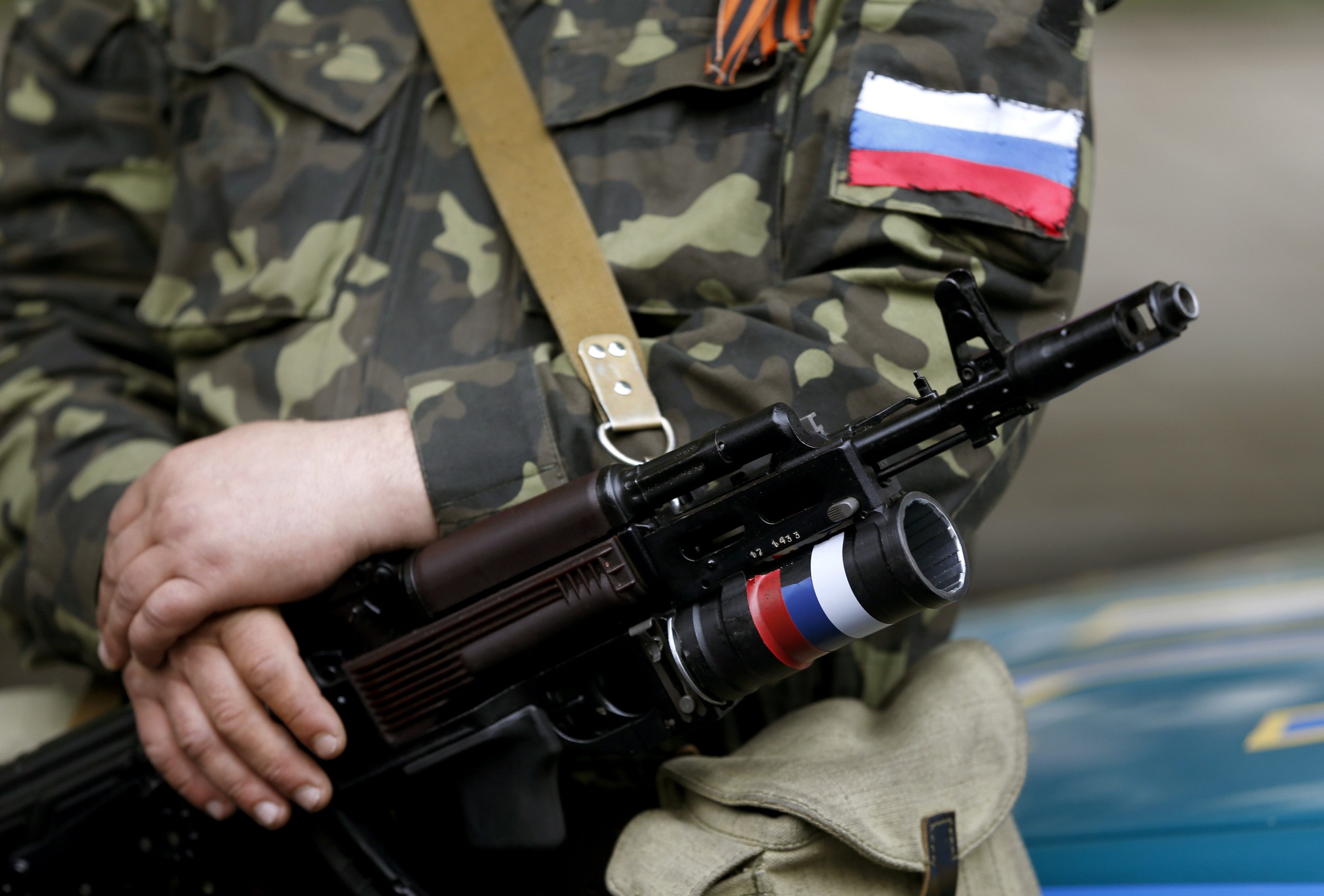 Российские наемники на Донбассе доигрались с гранатами, положив пятеро своих - фото 1