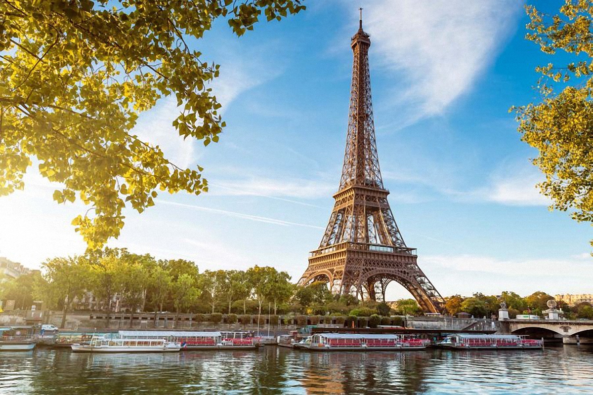  В Париже из-за забастовки охранников закрылась Эйфелева башня - фото 1
