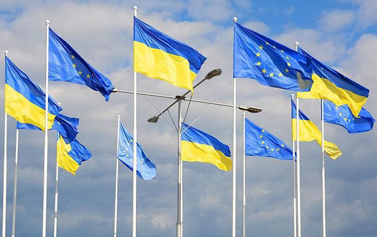 ЕС назначит представителя по Донбассу и Крыму - фото 1