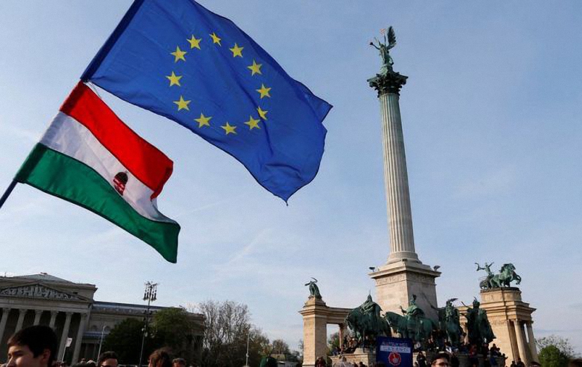 Венгрия может попасть под санкции ЕС - фото 1