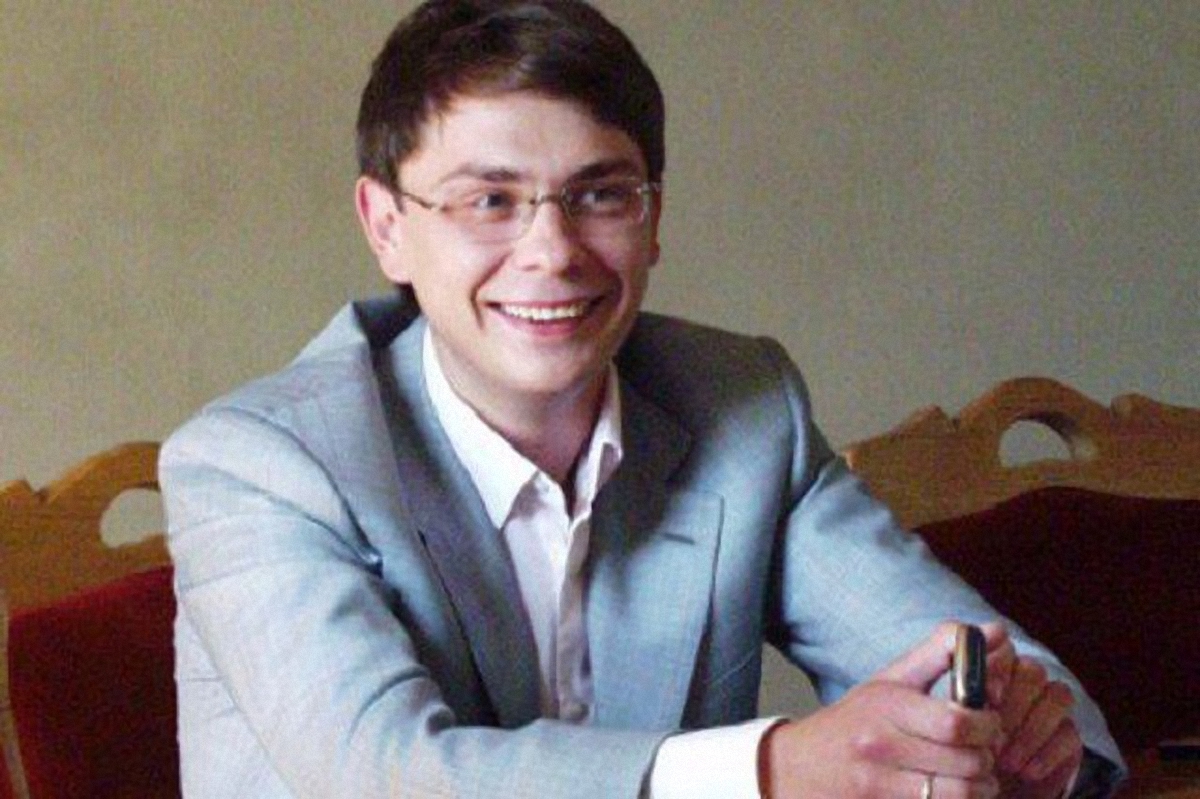 Дмитрий Крючков скрывается от правосудия Украины - фото 1