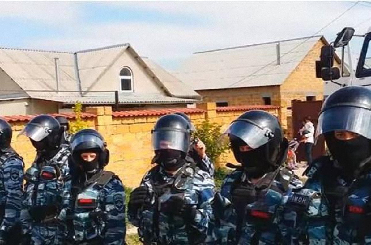 Оккупанты опять обыскивают крымских татар - фото 1