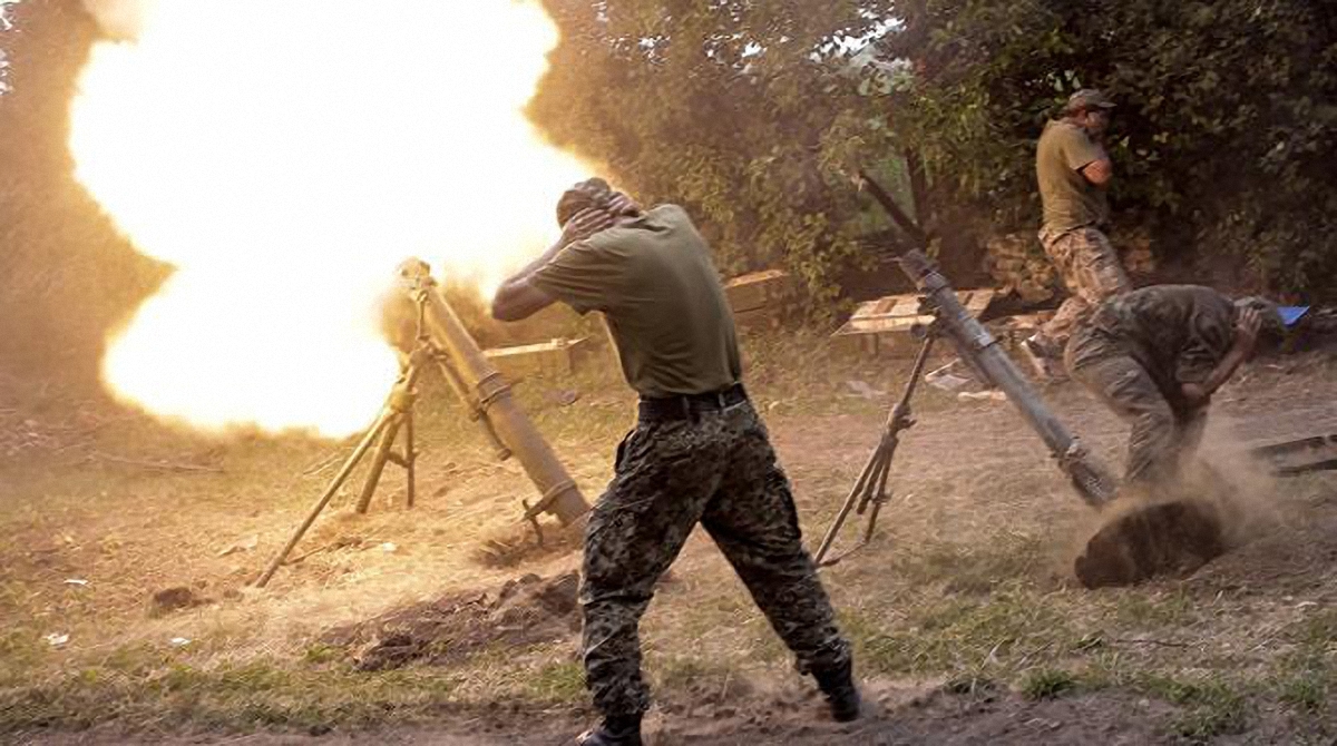 Украинские военные уничтожили позицию артиллеристов ВС РФ - фото 1