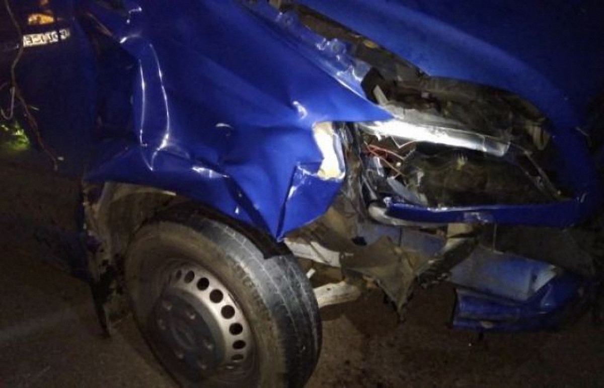 В Венгрии двое украинцев погибли от удара грузовика - фото 1