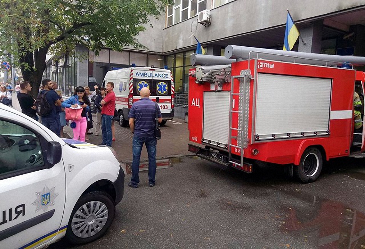 В Киевев заминировали апелляционный административный суд - фото 1