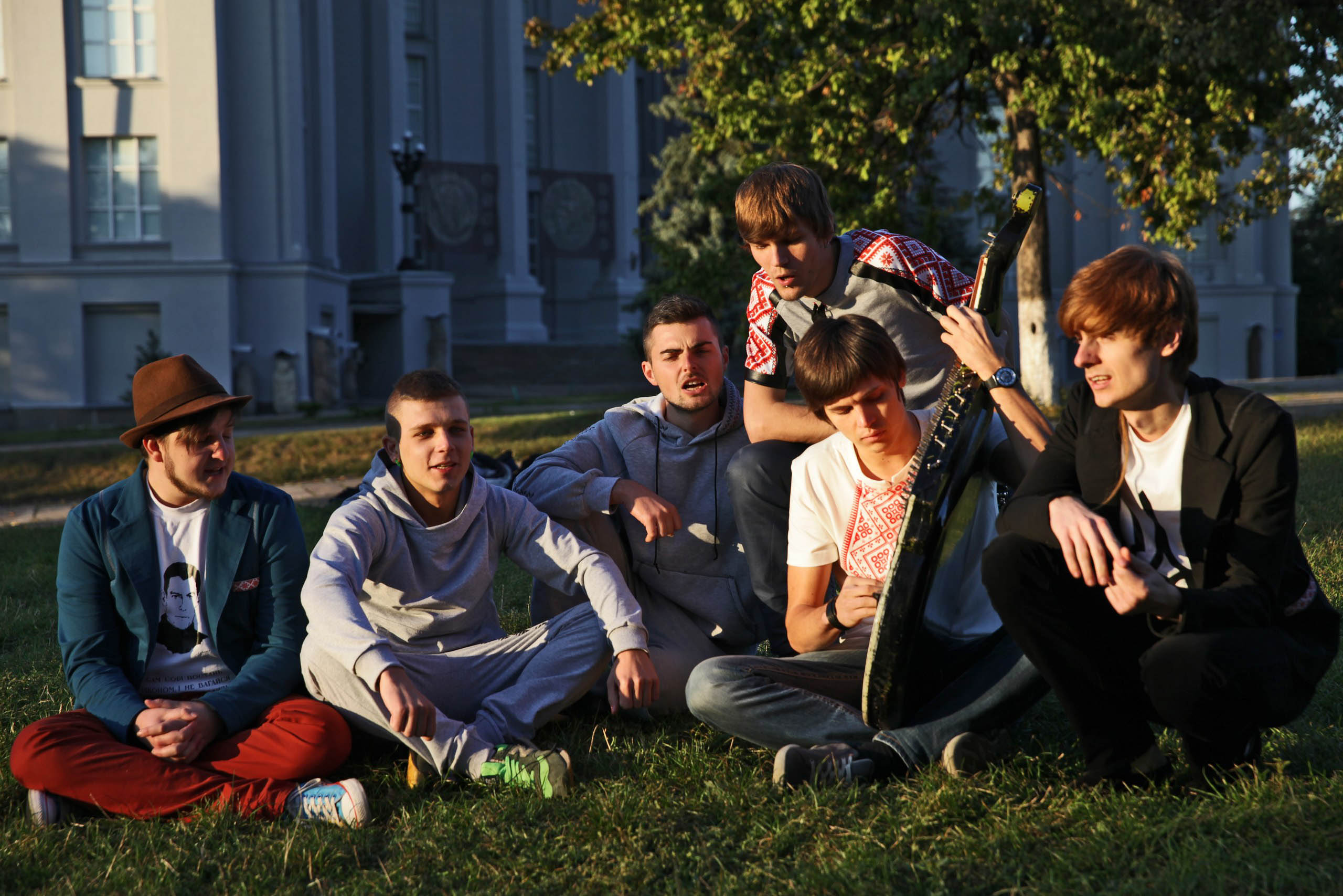 Украинская группа «Шпилясти кобзари» - фото 1