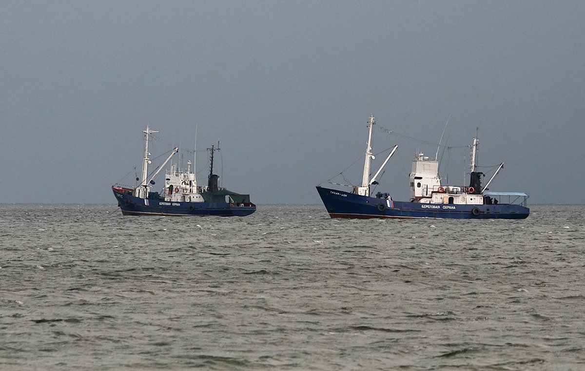 Украина обсуждает с ЕС и США санкции в отношении России из-за блокады Азовского моря - фото 1