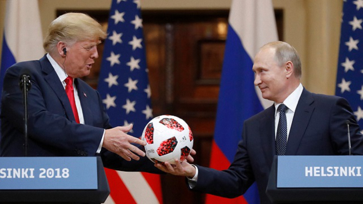 Путин может узнать о планах Трампа через подаренный мяч - фото 1