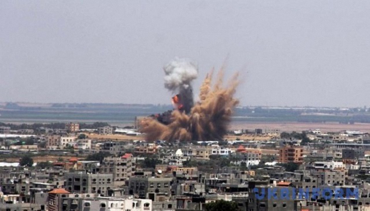 ВВС Израиля ответили на ракеты из сектора Газа - фото 1